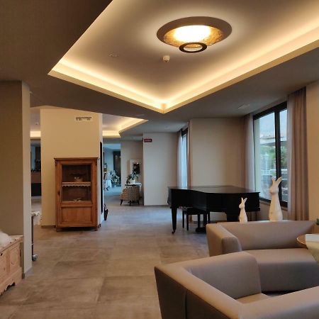 Hotel Ambassador Levico Terme Dış mekan fotoğraf