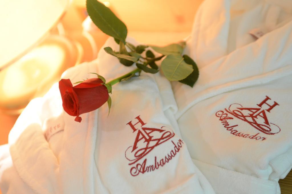 Hotel Ambassador Levico Terme Dış mekan fotoğraf