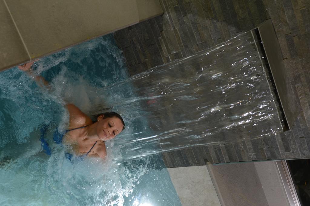 Hotel Ambassador Levico Terme Dış mekan fotoğraf