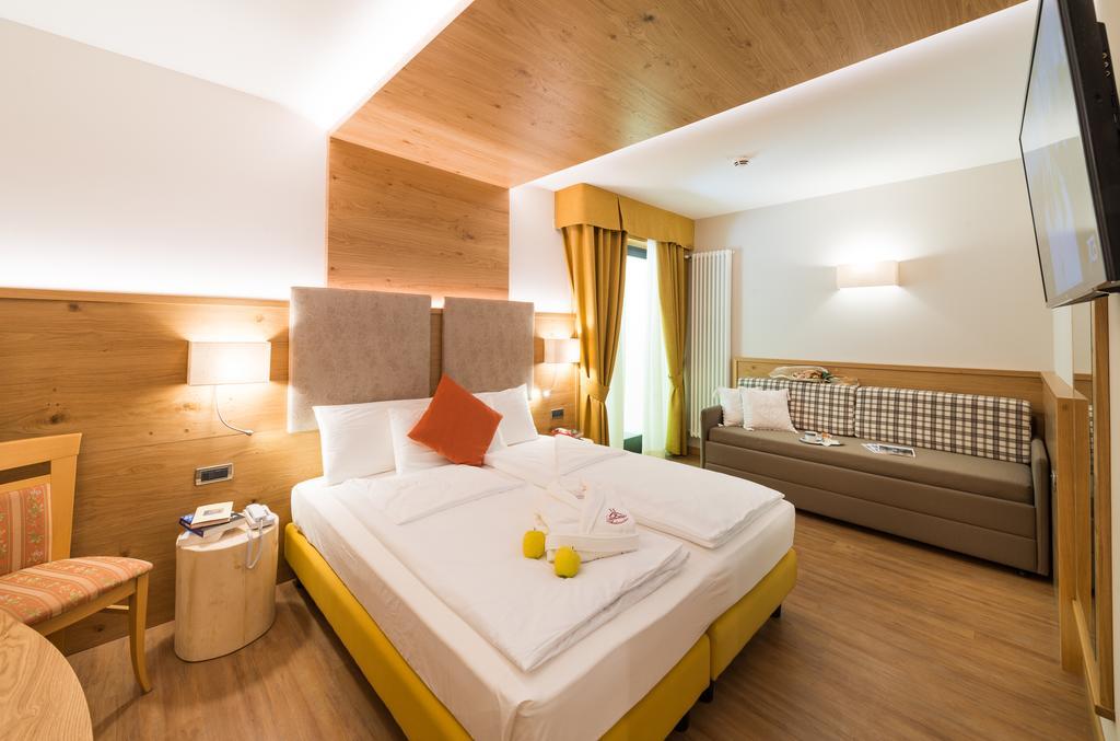 Hotel Ambassador Levico Terme Dış mekan fotoğraf