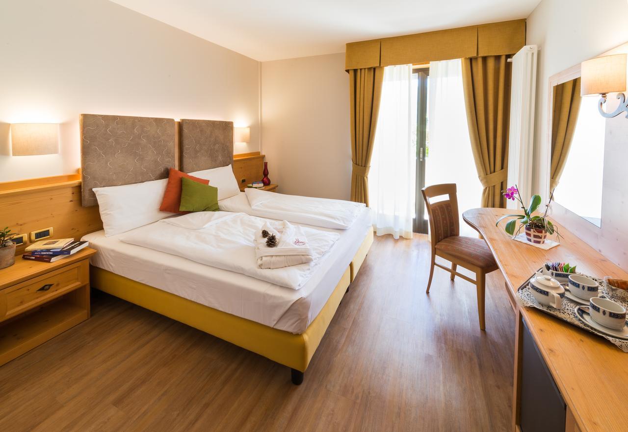 Hotel Ambassador Levico Terme Dış mekan fotoğraf