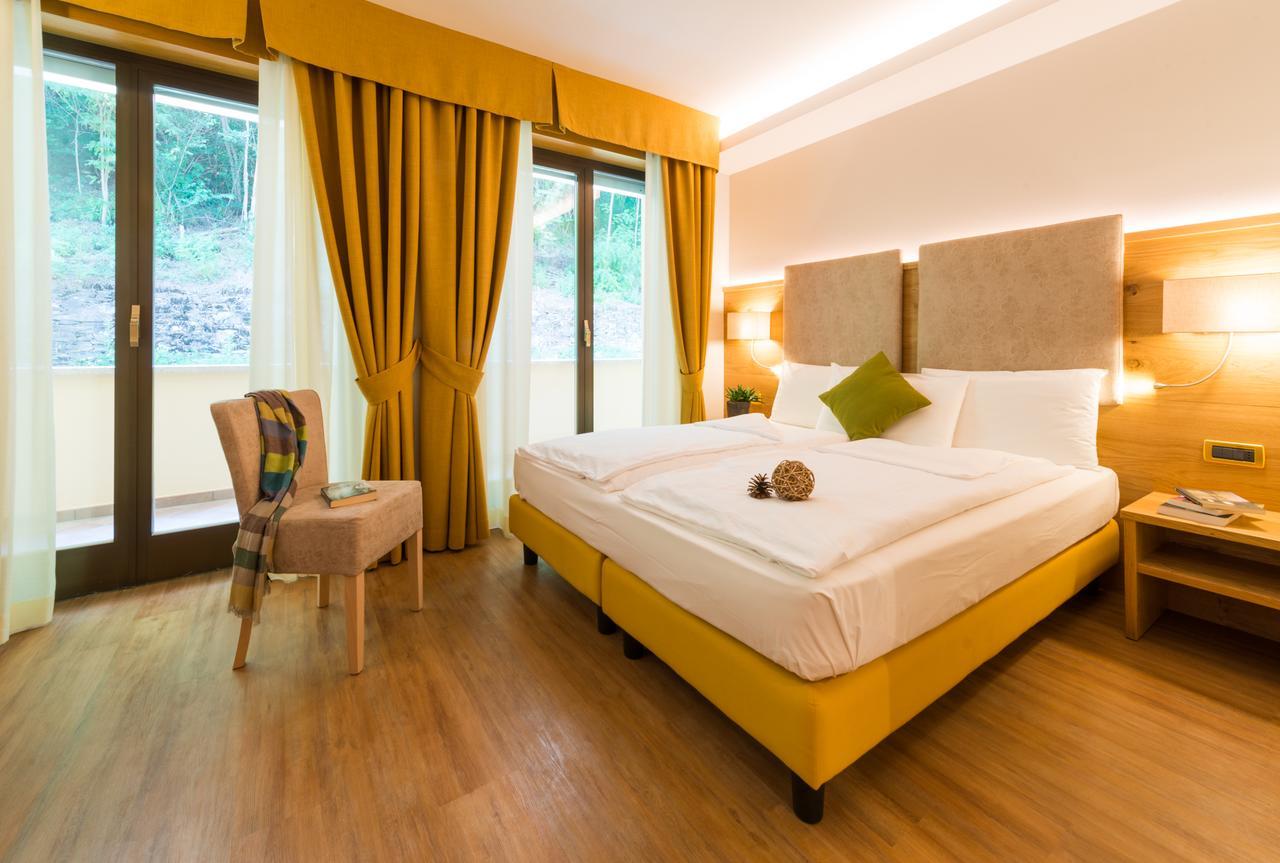 Hotel Ambassador Levico Terme Dış mekan fotoğraf
